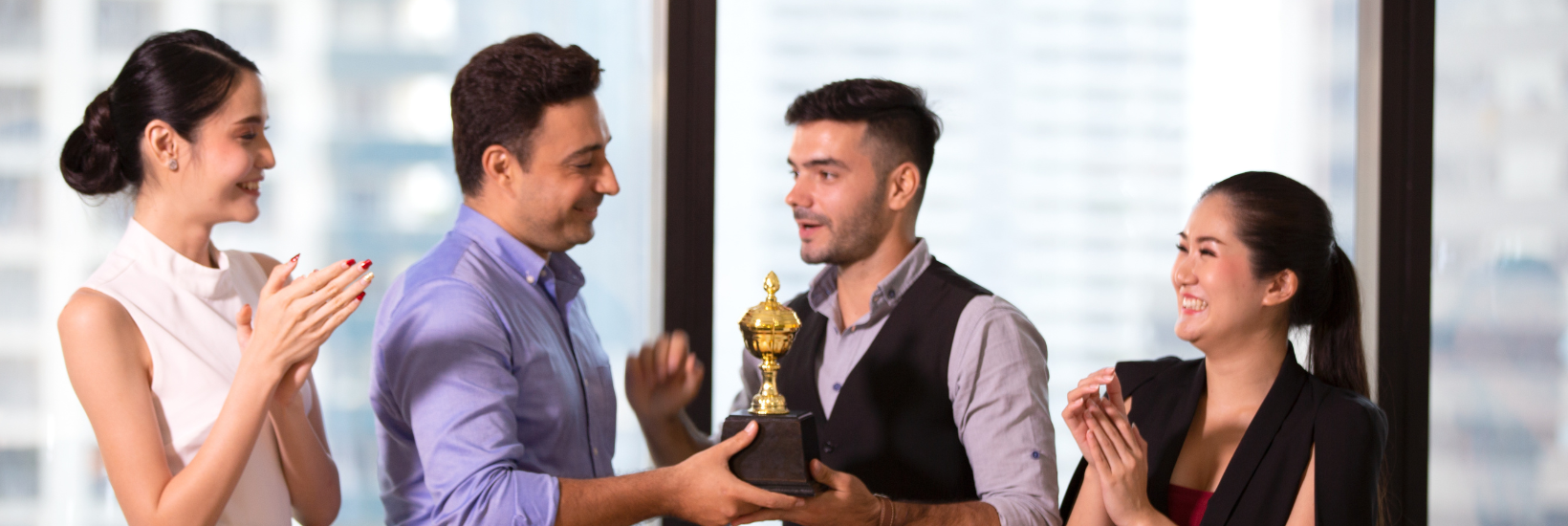 Idées de cadeaux traditionnels pour vos employés