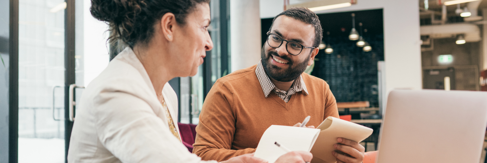 Règles fiscales pour les cadeaux d'employés au Canada