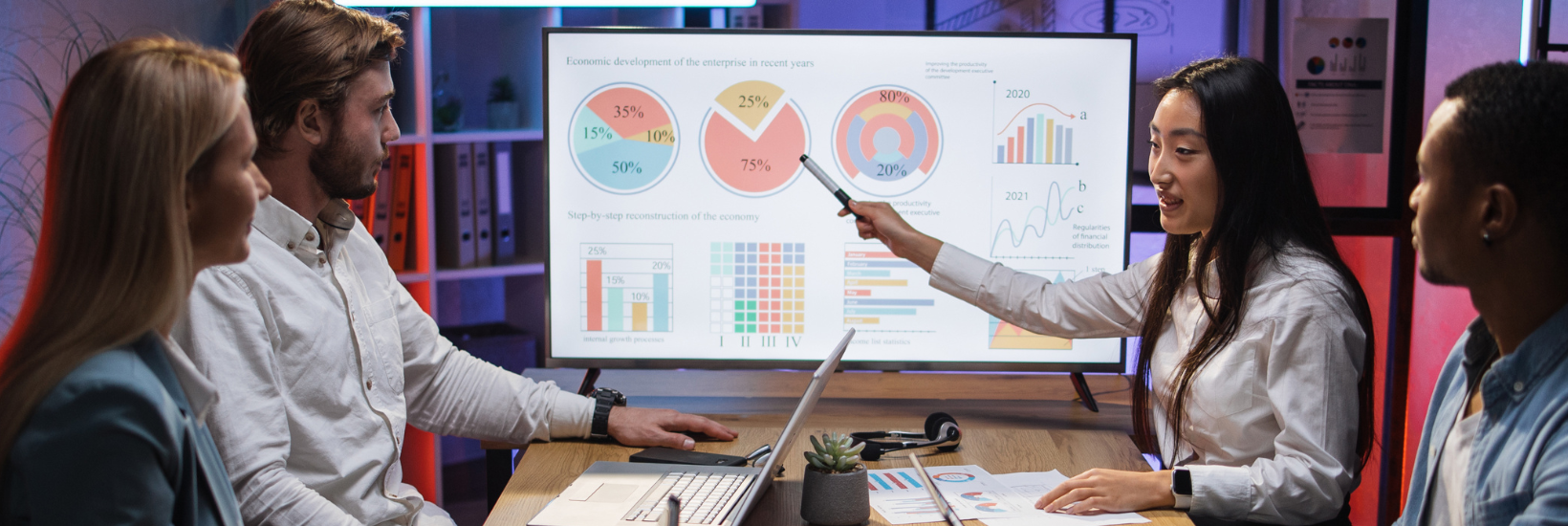 Equipe qui tente de contrer les incertitudes economiques, l'un des top 6 défis RH de 2025
