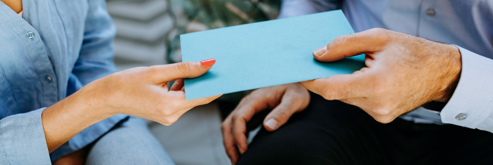 Types of Holiday Message for Employees: Approaches and Examples