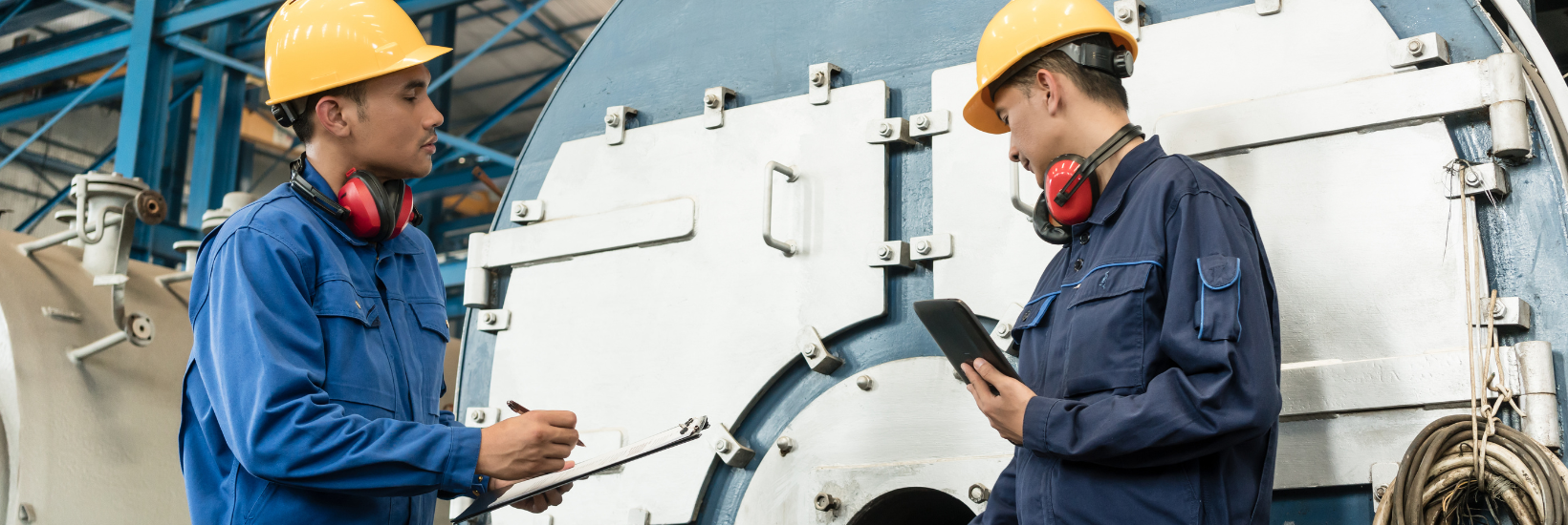 Team working in the manufacturing industry